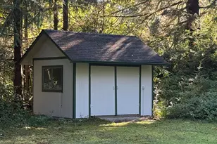 84226 Clear Lake Rd, Florence, OR 97439 - Photo 12