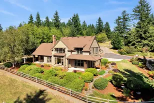 30100 NE Livingston Mountain Cir, Camas, WA 98607 - Photo 2