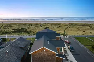 15 Ave I, Seaside, OR 97138 - Photo 4