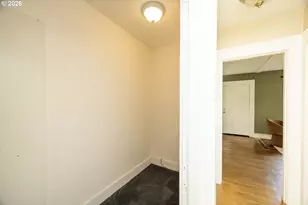 7922 SE Schiller St, Portland, OR 97206 - Photo 12