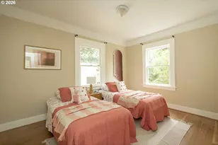7922 SE Schiller St, Portland, OR 97206 - Photo 10