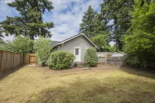 7922 SE Schiller St, Portland, OR 97206 - Photo 16