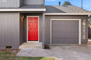 9218 SE Lincoln St, Portland, OR 97216 - Photo 2