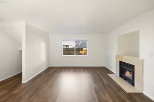 9218 SE Lincoln St, Portland, OR 97216 - Photo 6
