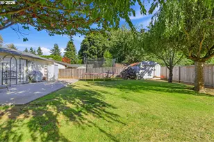621 NW 82nd St, Vancouver, WA 98665 - Photo 32