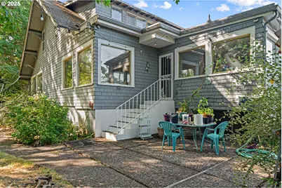 220 24th St, Salem, OR 97301 - Photo 4