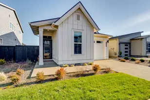 1608 S Fern Way, Canby, OR 97013 - Photo 4