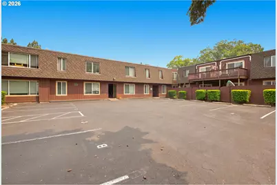 8833 N Syracuse St #12, Portland, OR 97203 - Photo 1