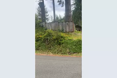 67535 N Bay Rd, North Bend, OR 97459 - Photo 8
