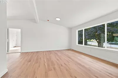2925 E 1st Ave, Camas, WA 98607 - Photo 10