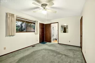 16735 NE Glisan St, Portland, OR 97230 - Photo 10