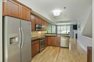 6910 N Charleston Ave, Portland, OR 97203 - Photo 6