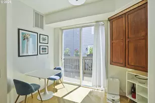 6910 N Charleston Ave, Portland, OR 97203 - Photo 10