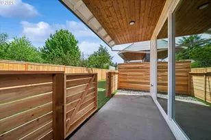 5951 SE Reedway St, Portland, OR 97206 - Photo 12