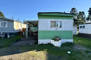 87675 Hwy 101, Florence, OR 97439 - Photo 2