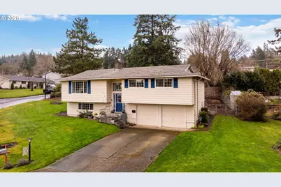 17670 SE Emerald Dr, Milwaukie, OR 97267 - Photo 2