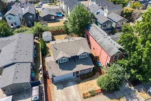 6860 N Swift St, Portland, OR 97203 - Photo 34