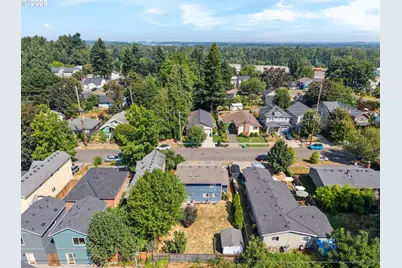 6860 N Swift St, Portland, OR 97203 - Photo 30