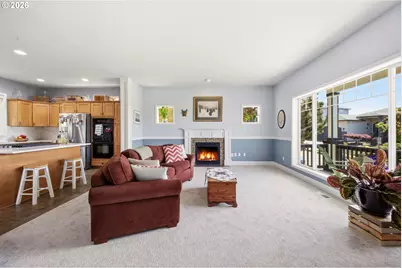 843 W Y St, Washougal, WA 98671 - Photo 6