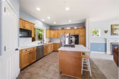 843 W Y St, Washougal, WA 98671 - Photo 10