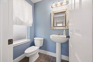 843 W Y St, Washougal, WA 98671 - Photo 34