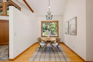 31 Marlboro Ln, Eugene, OR 97405 - Photo 12