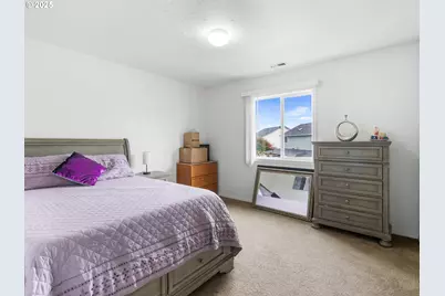 1241 Dahlia St, Woodburn, OR 97071 - Photo 18