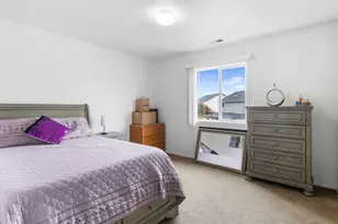 1241 Dahlia St, Woodburn, OR 97071 - Photo 18