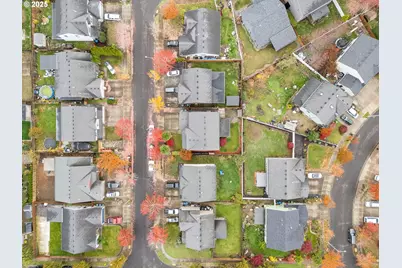 1241 Dahlia St, Woodburn, OR 97071 - Photo 28