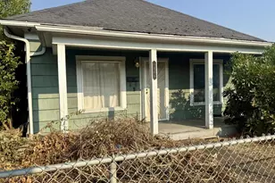 1466 SE Pine St, Roseburg, OR 97470 - Photo 1
