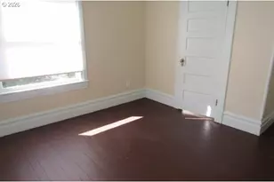 803 SE Kane St, Roseburg, OR 97470 - Photo 16