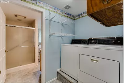 329 Dean Ave, Eugene, OR 97404 - Photo 40