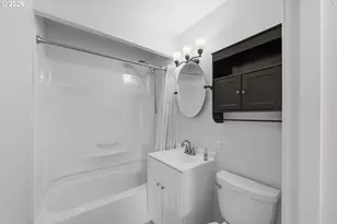 1707 Hayes St, North Bend, OR 97459 - Photo 22