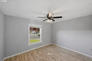1707 Hayes St, North Bend, OR 97459 - Photo 14