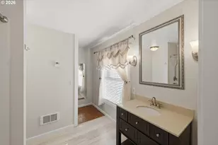 1707 Hayes St, North Bend, OR 97459 - Photo 16
