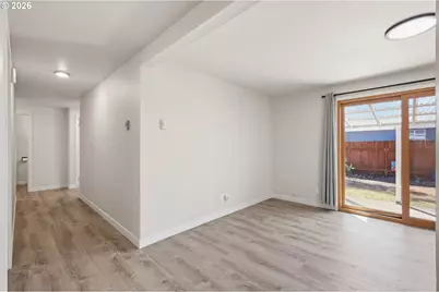 1390 Buck St, Eugene, OR 97402 - Photo 14