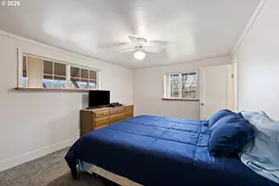 1718 NW Crouch St, Roseburg, OR 97471 - Photo 16