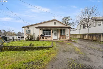 1718 NW Crouch St, Roseburg, OR 97471 - Photo 1