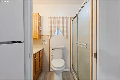 1718 NW Crouch St, Roseburg, OR 97471 - Photo 20