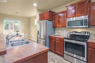 1148 W 21st Ave, Eugene, OR 97405 - Photo 8
