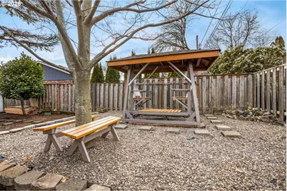 11465 SW Fairfield St, Beaverton, OR 97005 - Photo 32