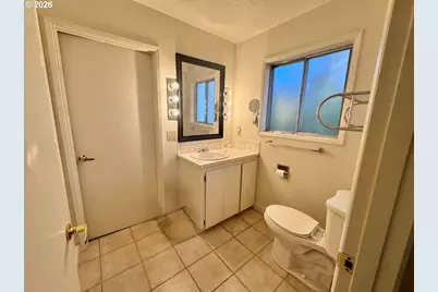 4230 SW Hewett Blvd, Portland, OR 97221 - Photo 20