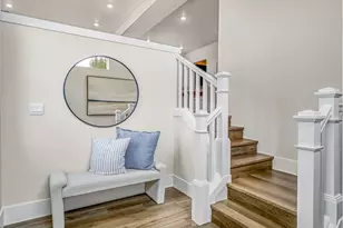 11701 SW Hayrick Ter, Beaverton, OR 97007 - Photo 2