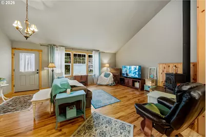 1251 Timberlake Dr, Rockaway Beach, OR 97136 - Photo 4