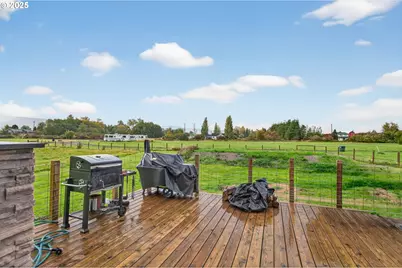 29 Little Island Ln, Cathlamet, WA 98612 - Photo 32