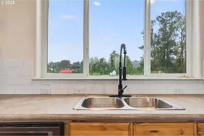 29 Little Island Ln, Cathlamet, WA 98612 - Photo 10