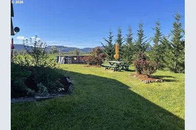 6404 Lookingglass Rd, Roseburg, OR 97471 - Photo 6