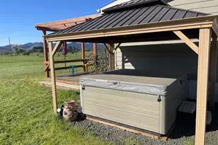 6404 Lookingglass Rd, Roseburg, OR 97471 - Photo 32