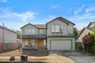 1742 NE Blue Heron Dr, Portland, OR 97211 - Photo 1