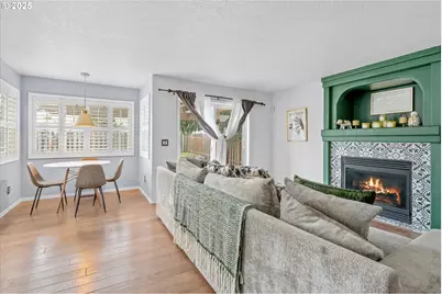 1742 NE Blue Heron Dr, Portland, OR 97211 - Photo 22